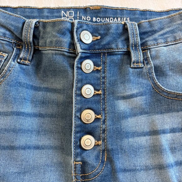 No Boundaries Womens Distressed High-Rise Skinny Jeans Junior Size 11 - Picture 4 of 14